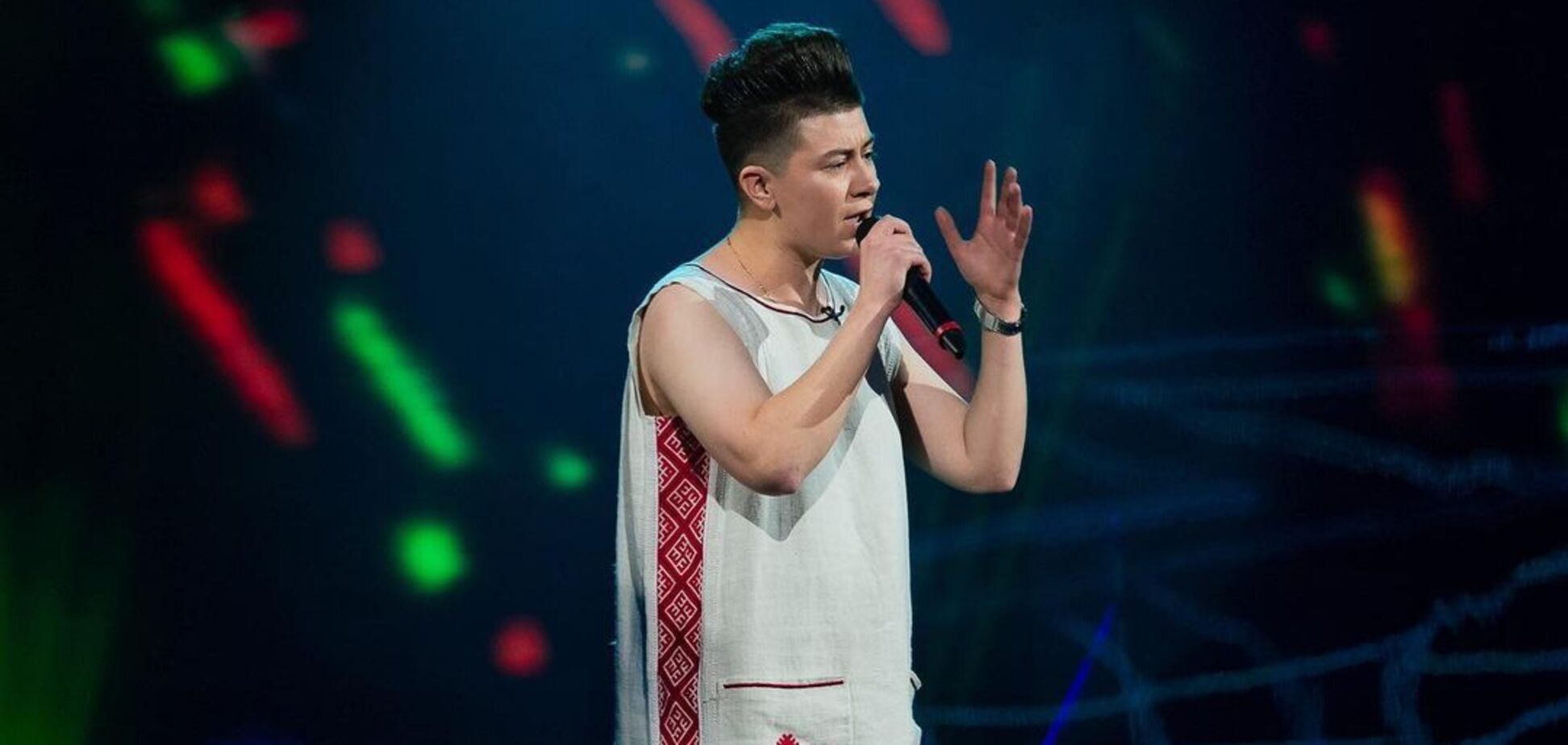 ЛГБТ-активістка виступила на 'Голосі країни-11' з відомою українською піснею. Відео