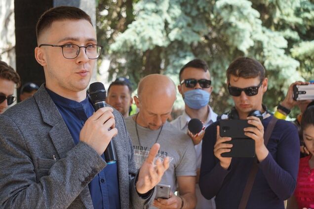 Стерненко приговорили к 7 годам