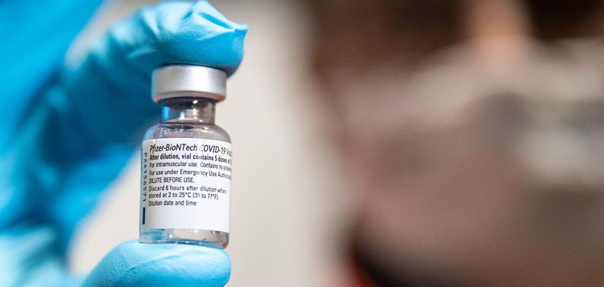 В Україні зареєстрували вакцину від коронавірусу Pfizer