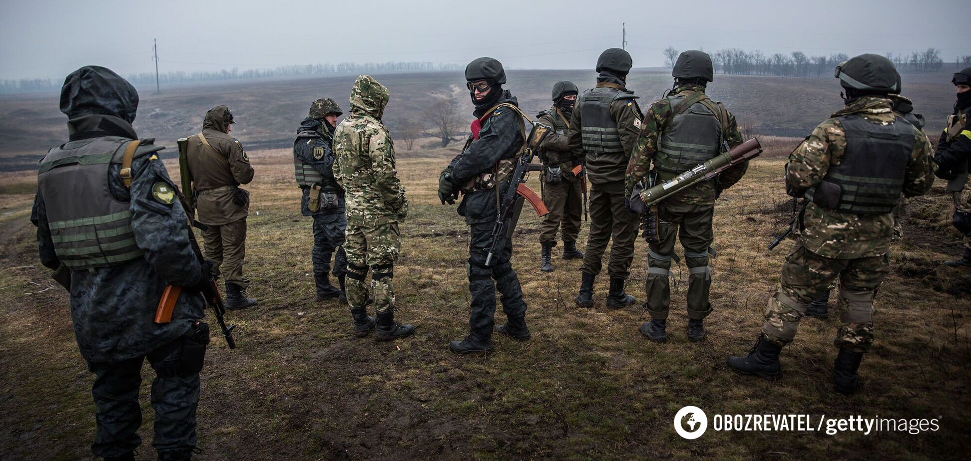 Українські військові на тренуваннях поблизу міста Маріуполь