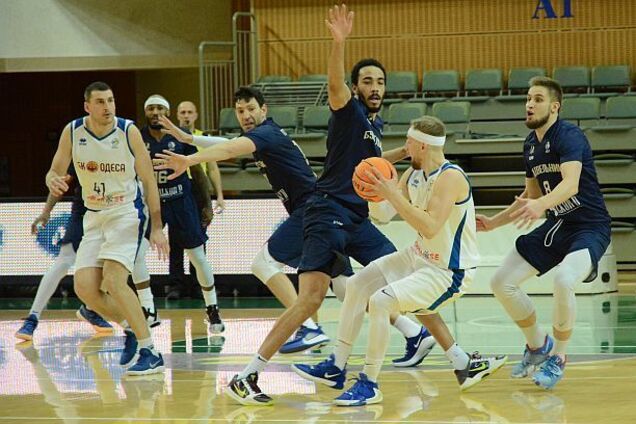 Одесса - Будивельник