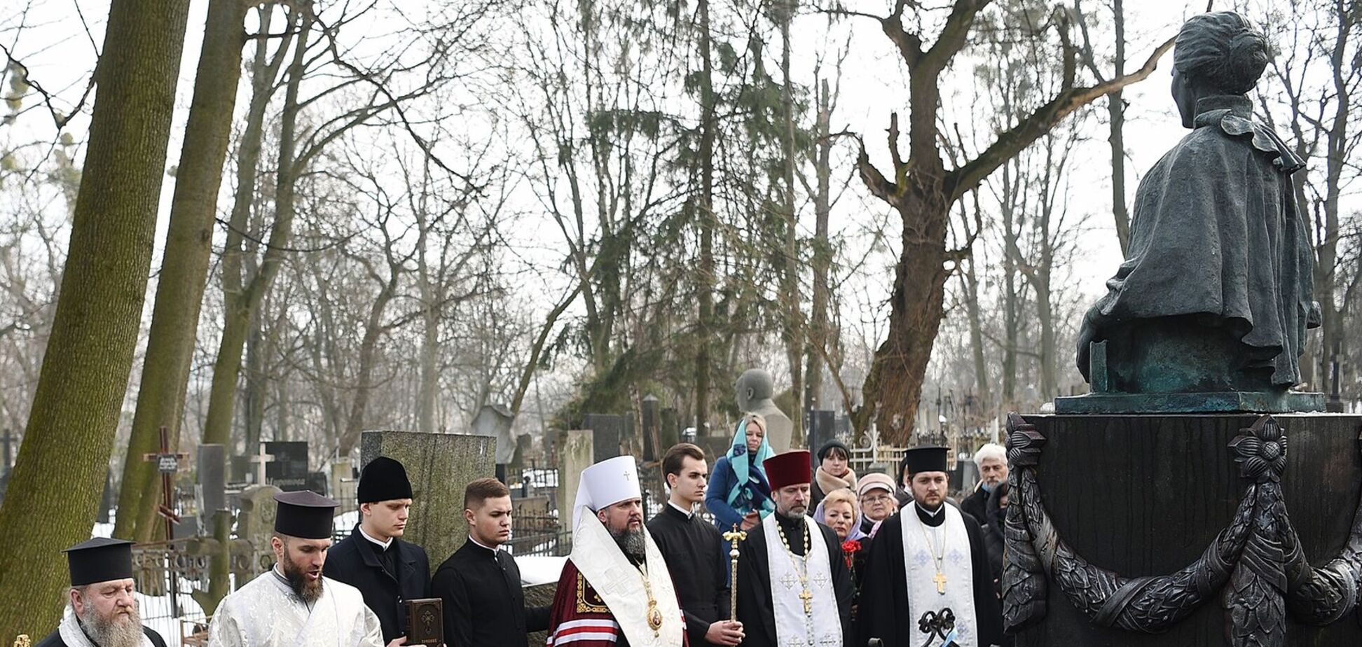 Могила Леси Украинки