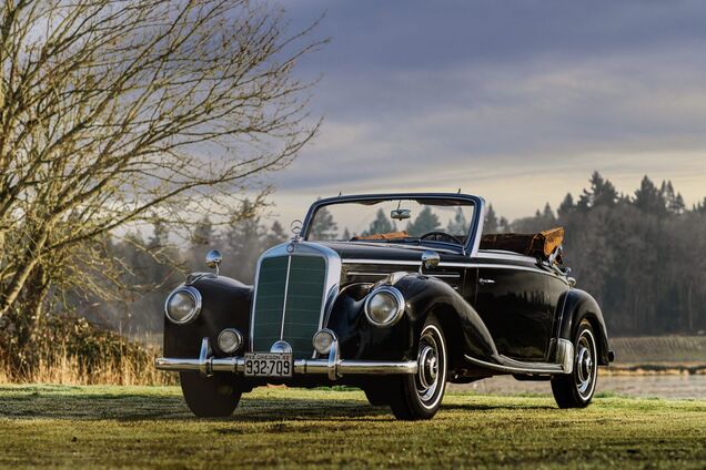 Mercedes-Benz 220 Cabriolet A