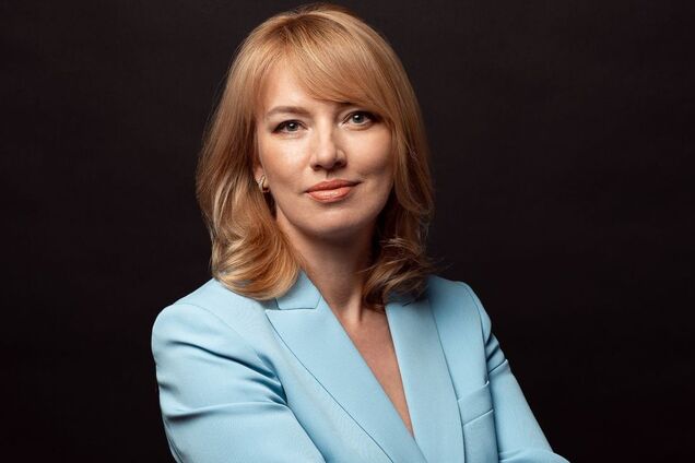 'Слуга' Шуляк пришла в Раду в серьгах более чем за 100 тысяч гривен. Фото