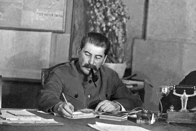 Тиран Иосиф Сталин