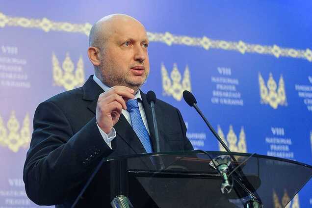 Турчинов заявил, что власть продолжает наступление на патриотов