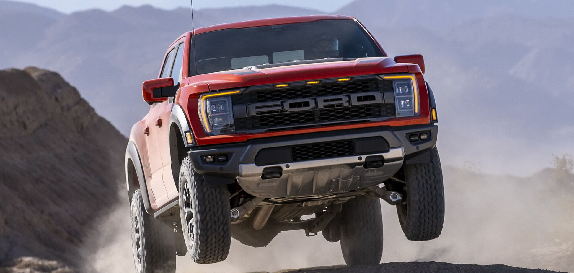 Ford презентовал новое поколение пикапа F-150 Raptor