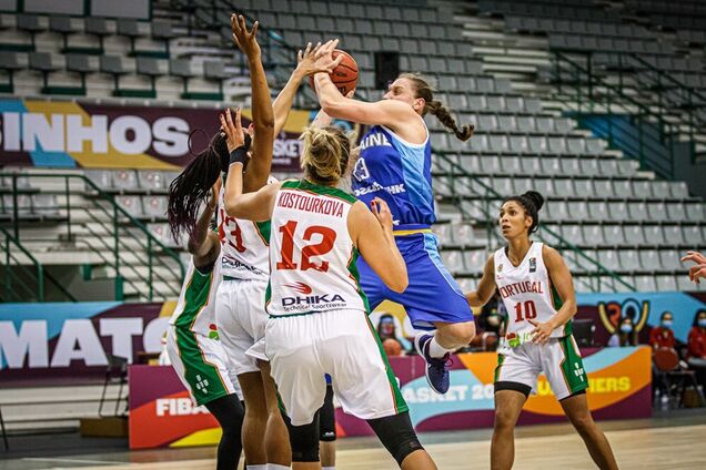 Яркая победа Украины в отборе женского Евробаскета: опубликован фоторепортаж