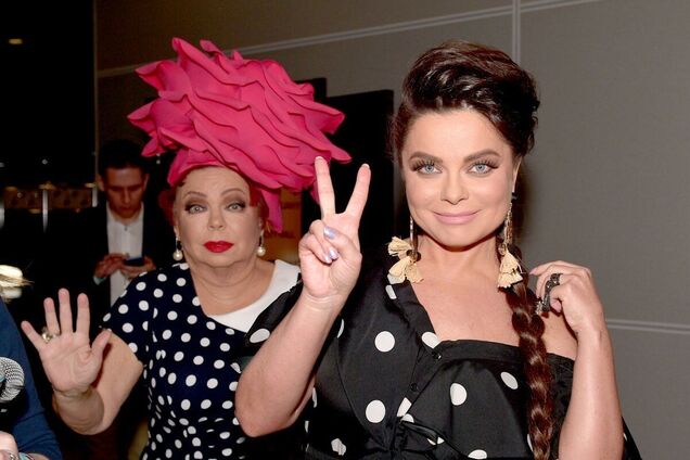 Королеву раскритиковали в сети за новое видео с 74-летней мамой