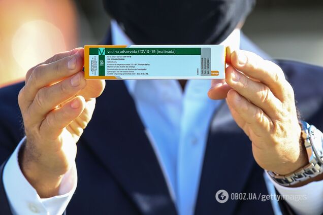 У Китаї схвалили вакцину CoronaVac, яку отримає Україна