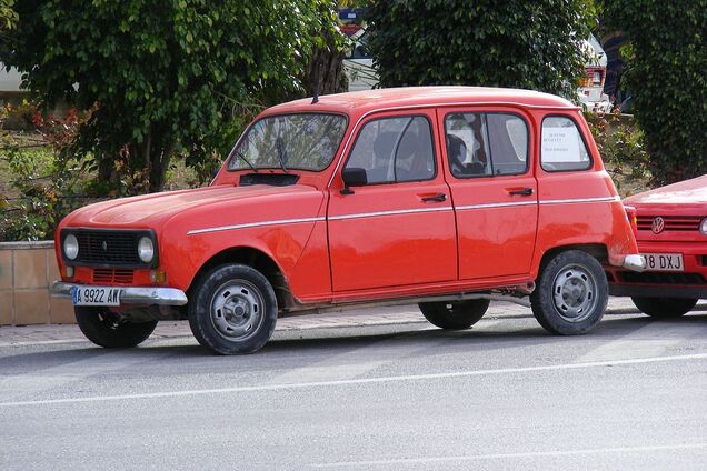Renault 4