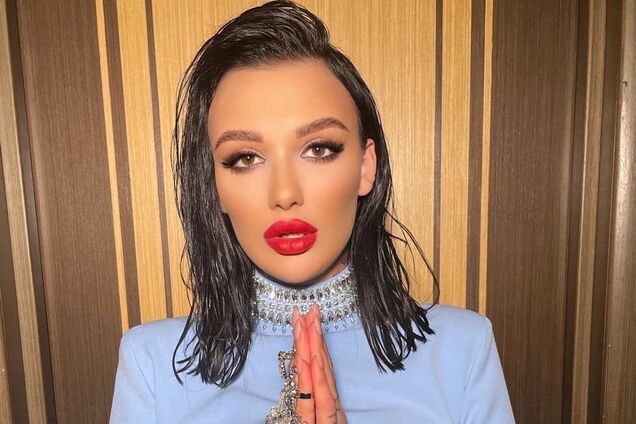 Бывшая порноактриса из «Холостяка» рассказала о прошлой жизни