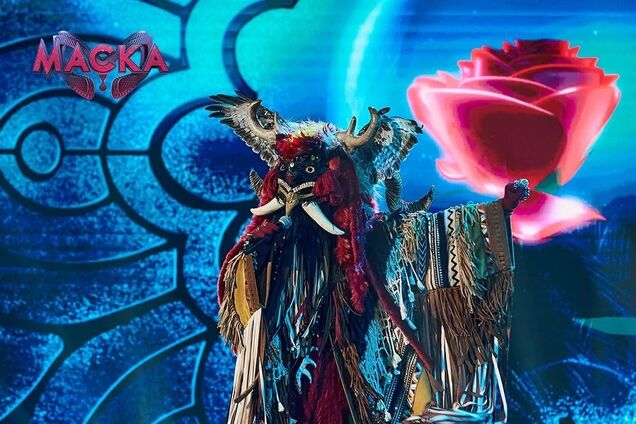 Участник в образе Мольфара на шоу 'Маска'