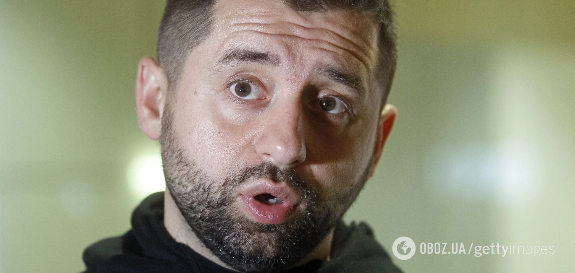 Арахамія прокоментував інцидент із паркуванням у забороненому місці. Відео