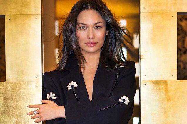 Куриленко показала дитяче фото та поскаржилася на бідність матерів-одиначок в Україні