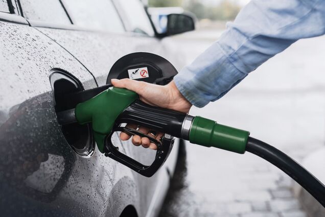 Кабмін ввів обмеження цін на паливо в Україні