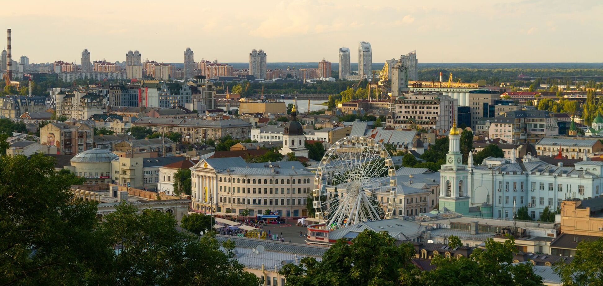 Більшість місць знаходиться в центрі столиці