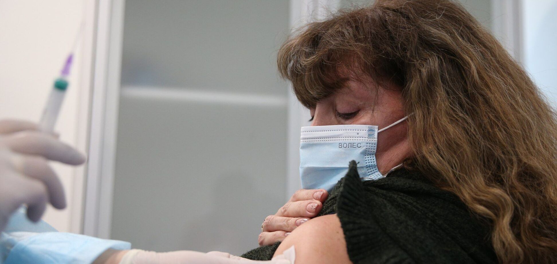 Українців будуть по-іншому прищеплювати вакциною CoviShield: що зміниться