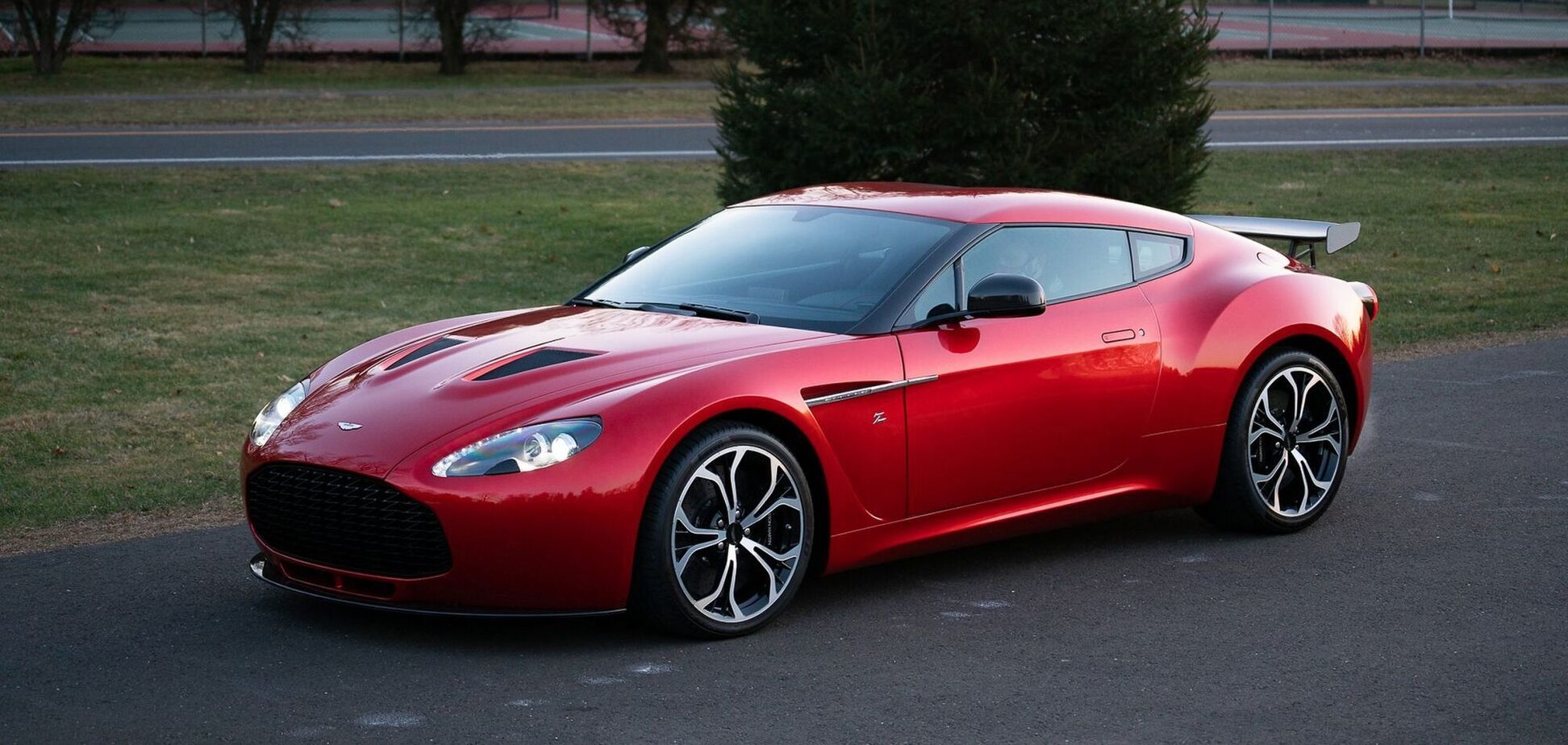 Aston Martin V12 Zagato