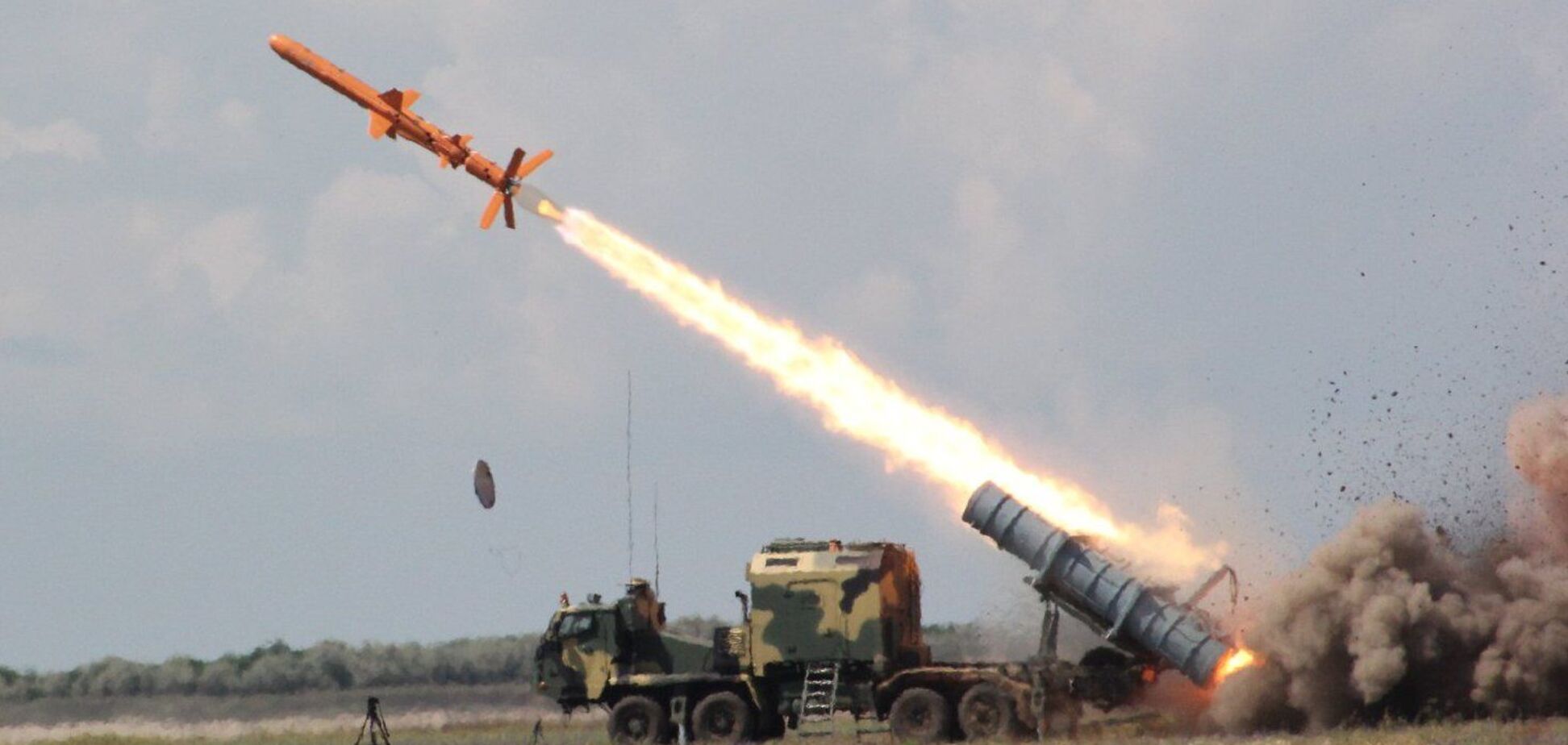 Ракети 'Нептун', отримані ЗСУ, показали в дії. Фото і відео випробувань