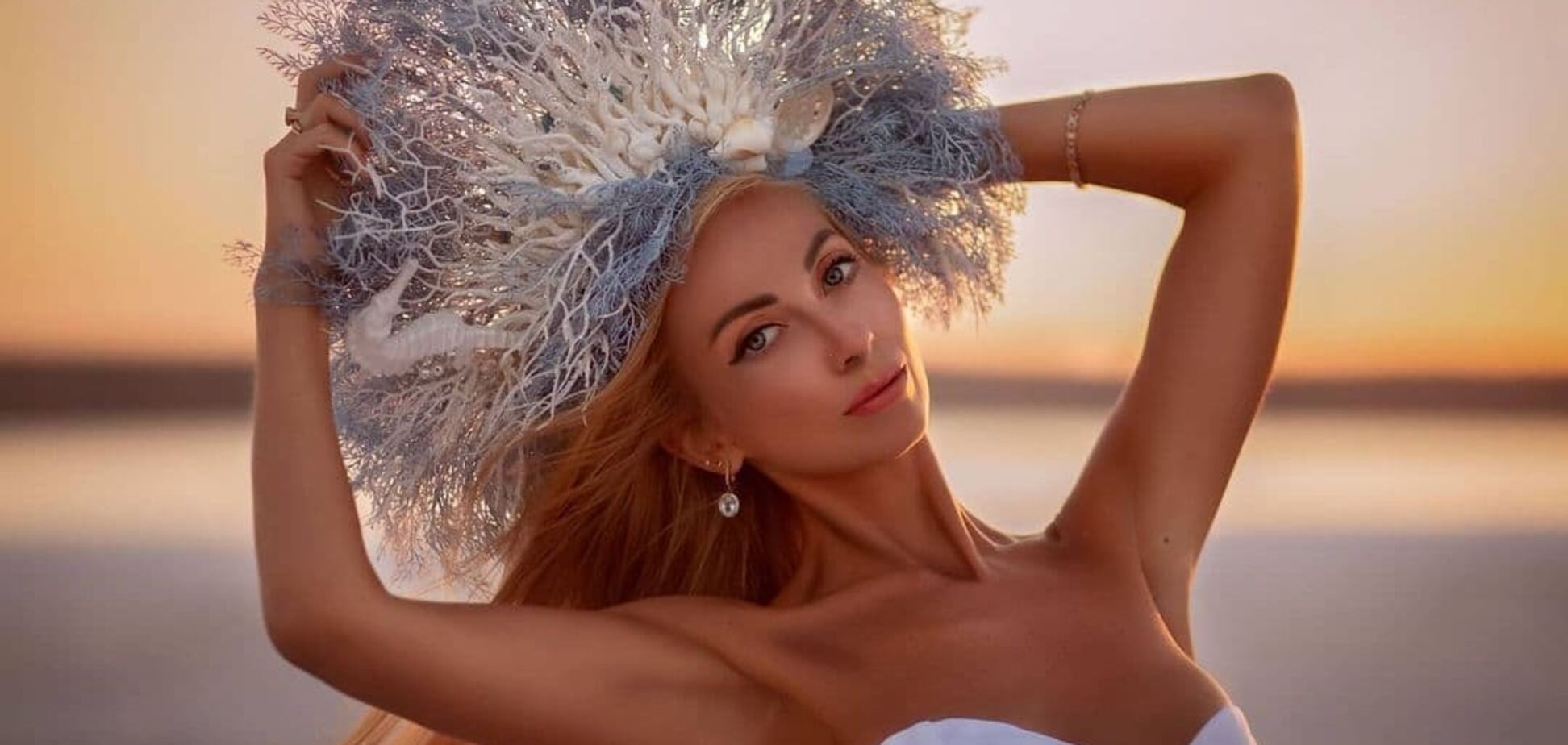 Українка з двометровим волоссям знялася оголеною