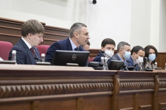 Киевсовет закрылся для посещений