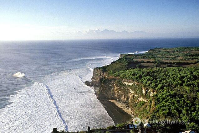 Екзотична країна планує відкрити кордони для туристів: названо дату та умову