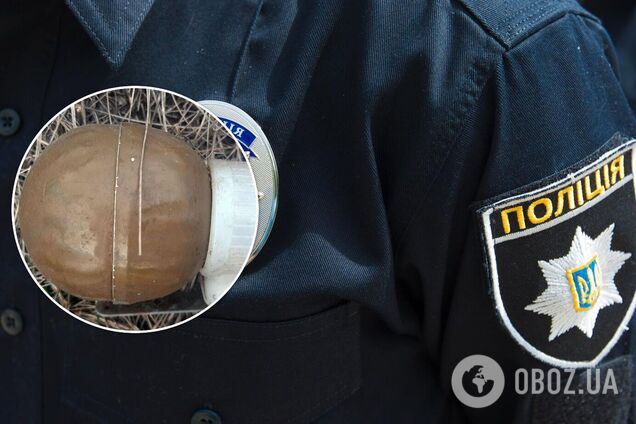 У Донецькій області діти натрапили на гранату на стадіоні. Фото