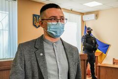 Суд отказался освободить Стерненко из-под стражи