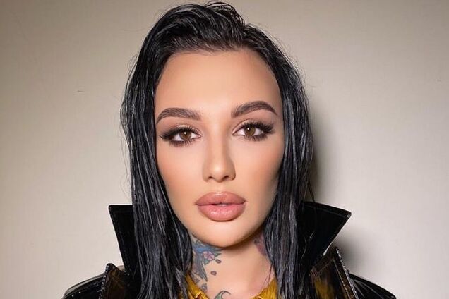 Порноактриса Адель прокомментировала свой уход из 'Холостяка'