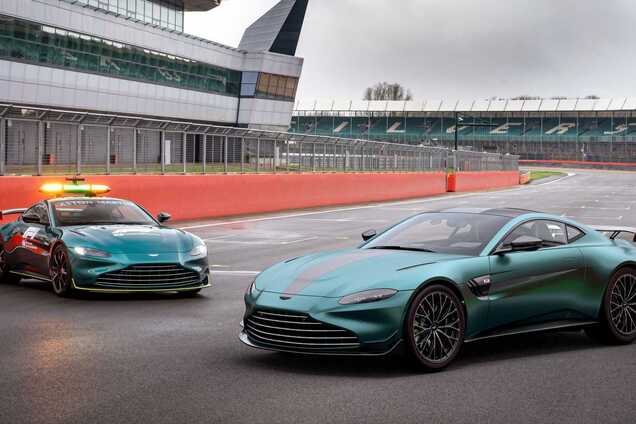 Aston Martin подготовил 'формульные' версии модели Vantage