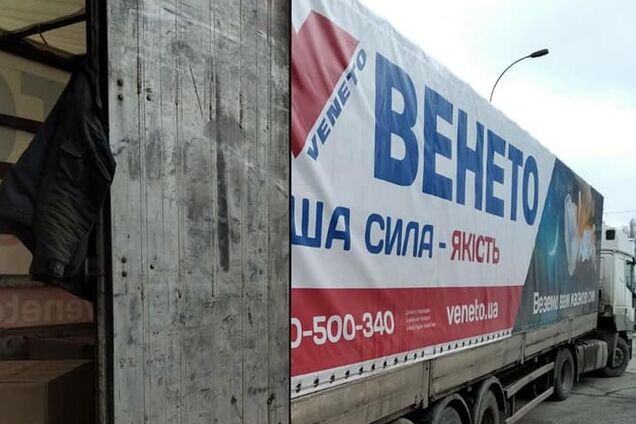 Захисний одях для лікарів припадає пилом на складах: ВЕНЕТО зайнялася доставкою самостійно