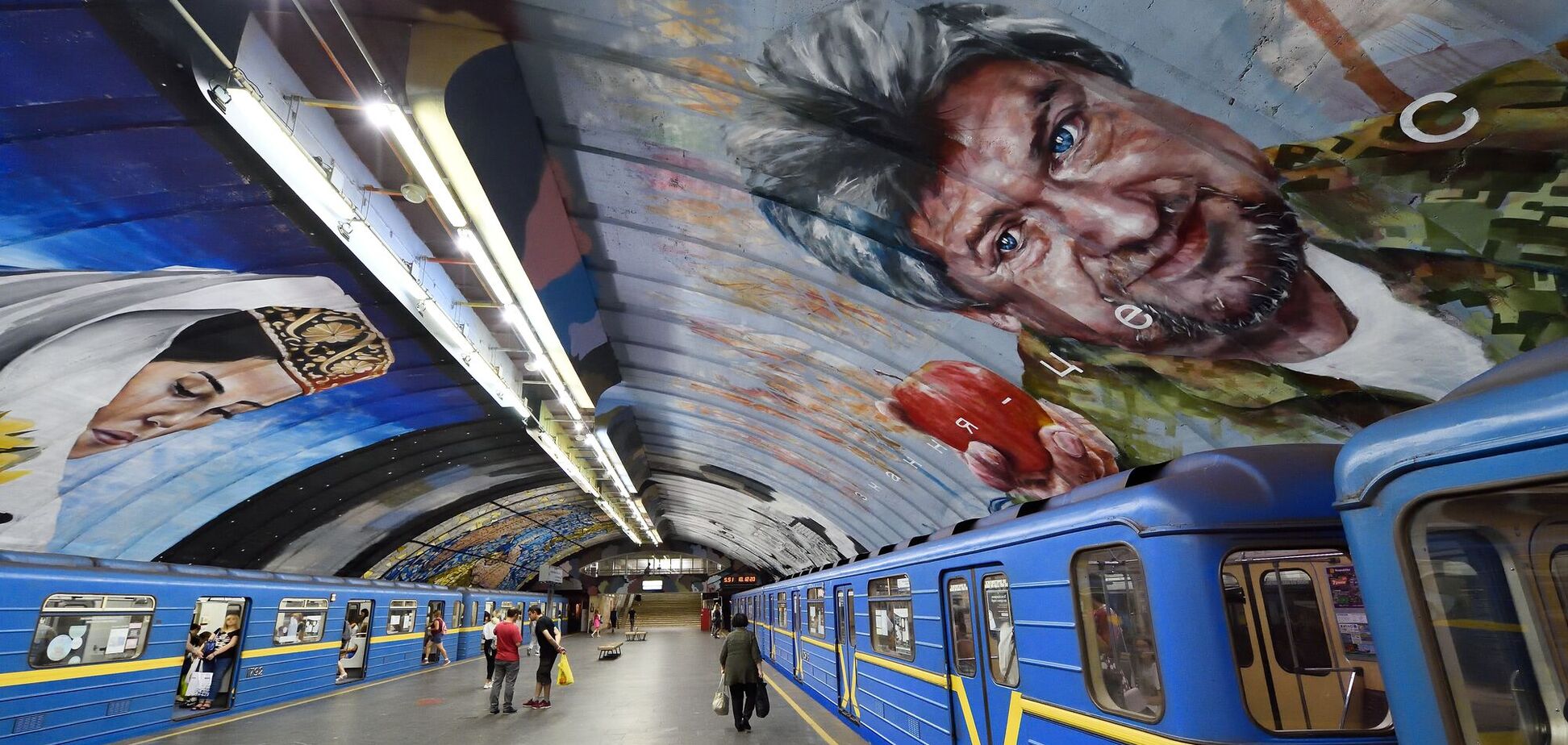 На станции в 2018 году появился мурал