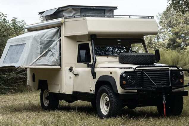 Land Rover Defender