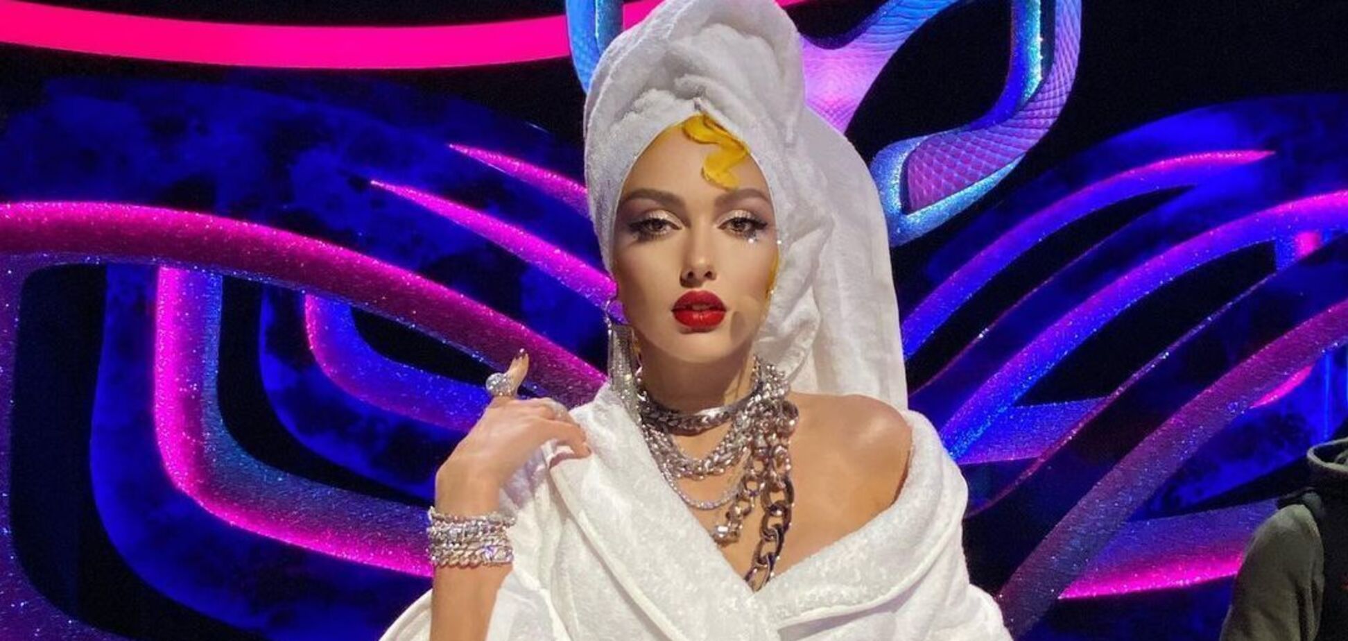 Мама Поляковой показала, как певица выглядела 16 лет назад. Фото