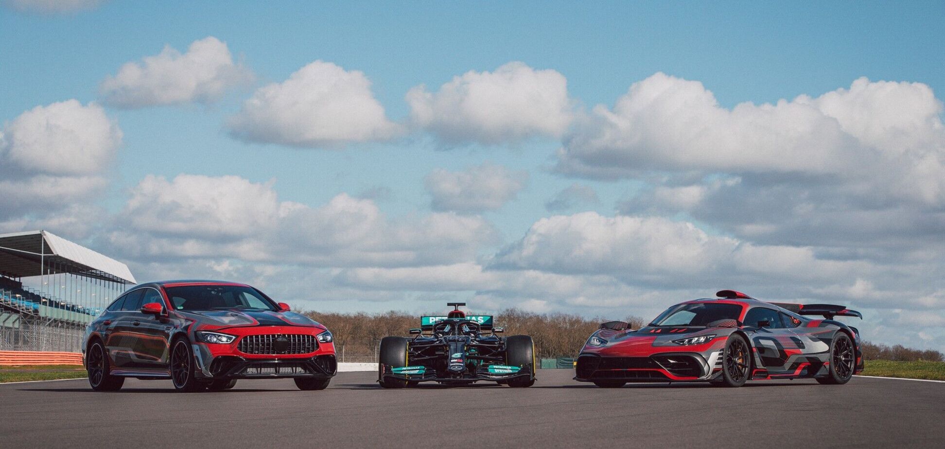 Mercedes-AMG GT 73 показали официально