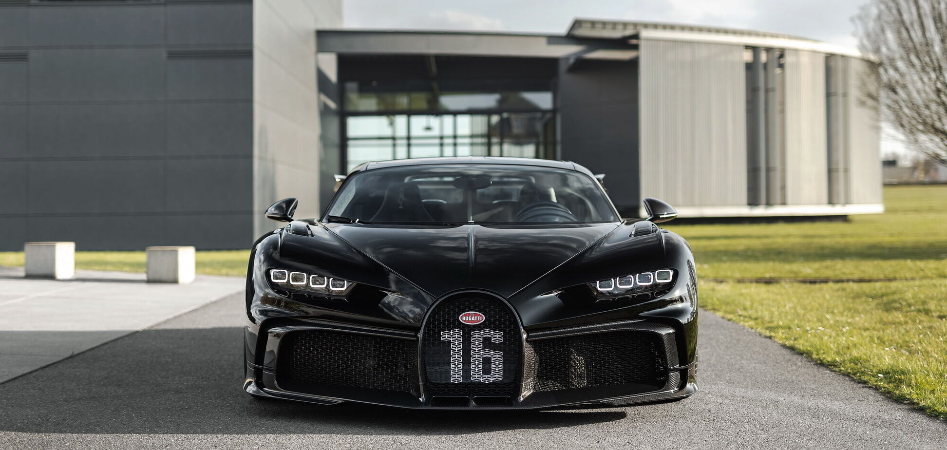 Bugatti випустив ювілейний екземпляр гіперкара Chiron