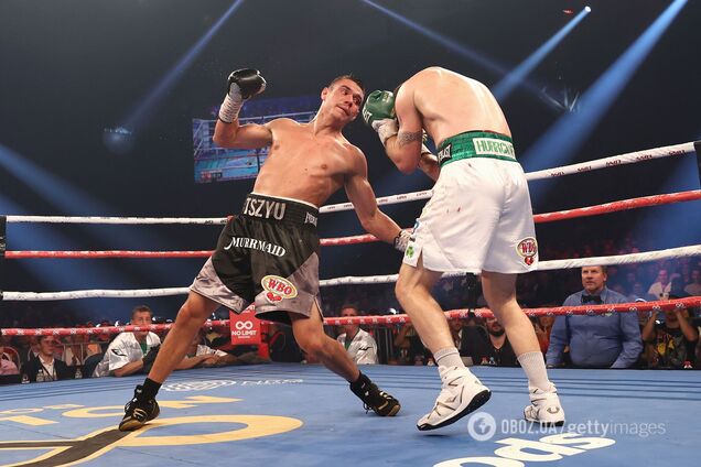 Тим Цзю против Денниса Хогана