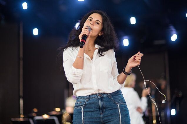 Каменских показала женственный образ