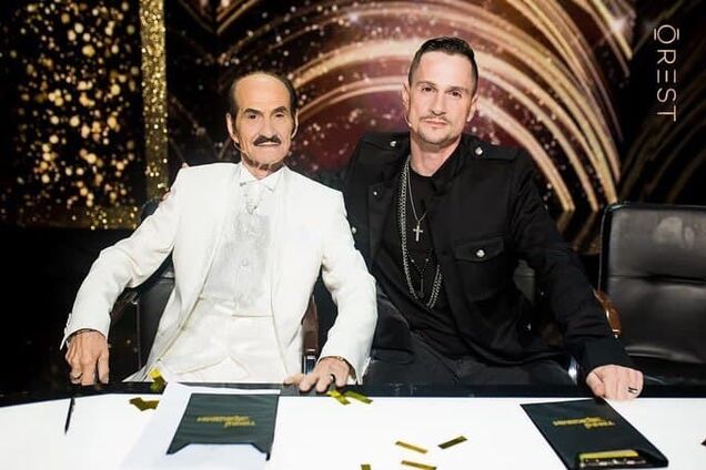 Син Чапкіса показав фото з церемонії прощання з батьком