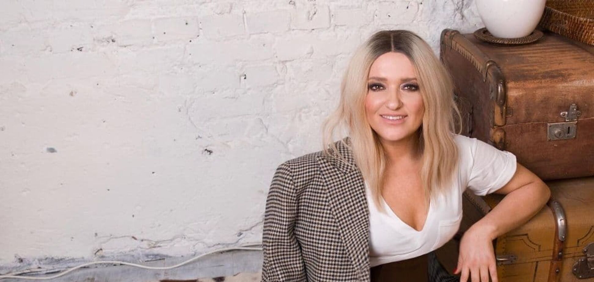 Могилевская переехала в дом на берегу Днепра