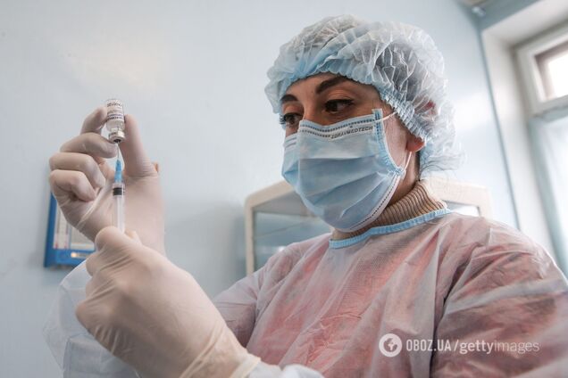 В Минздраве сократили список стран 'красной' зоны