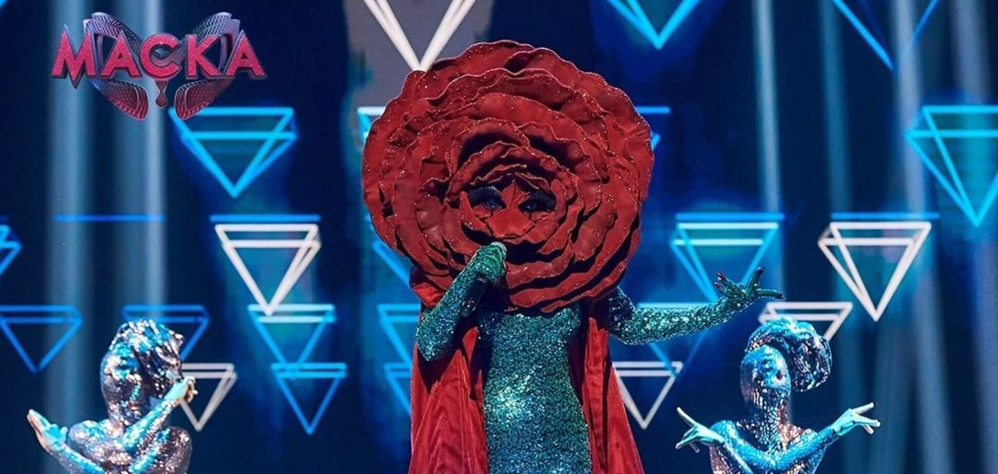 Стало известно, кто скрывался за образом Розы в шоу 'Маска'