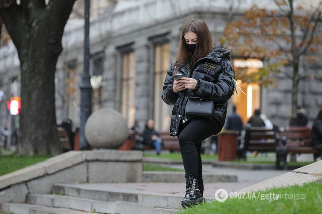 Киев попал в 'оранжевую' зону: что запретят