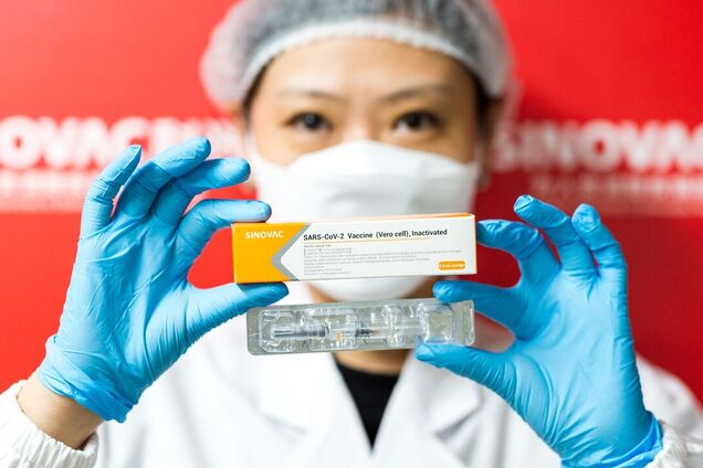 В Україні зареєстрували китайську COVID-вакцину CoronaVac