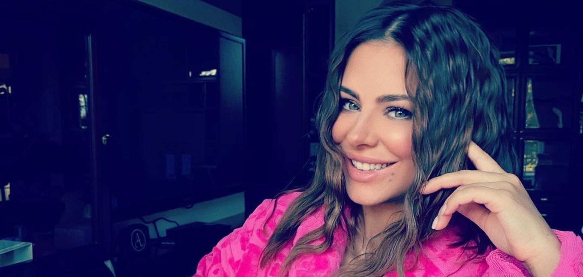 Ани Лорак похвасталась очередной наградой в России. Фото