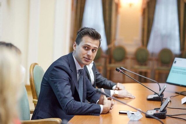 Скічко з'явився на офіційній зустрічі в черевиках за 55 тис грн