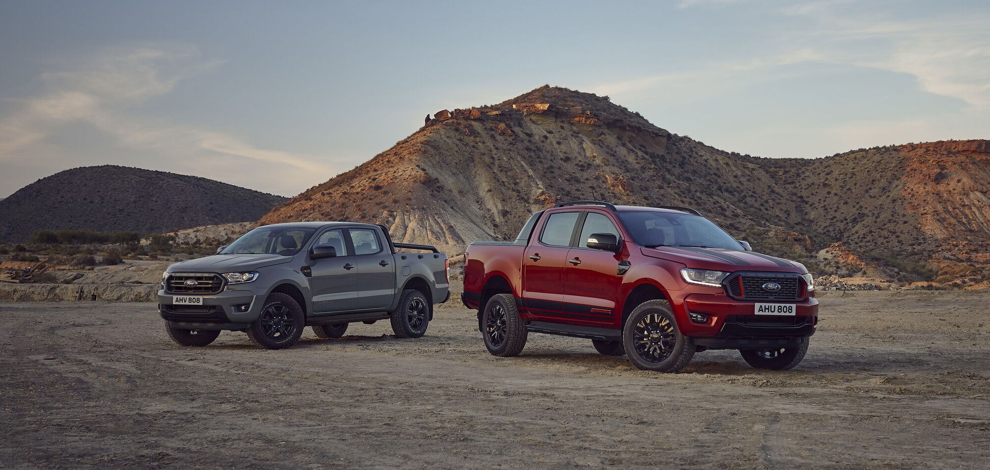 Ford Ranger получил лимитированные версии Stormtrak и Wolftrak