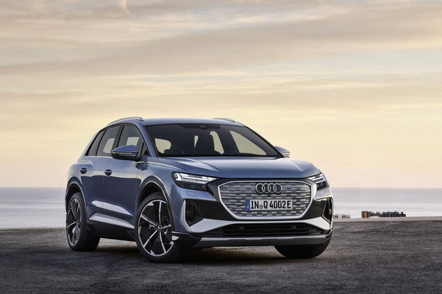 Audi показала электрические кроссоверы Q4 e-tron и назвала цены