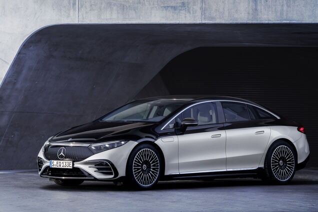 Mercedes-Benz презентовал флагманский электромобиль EQS